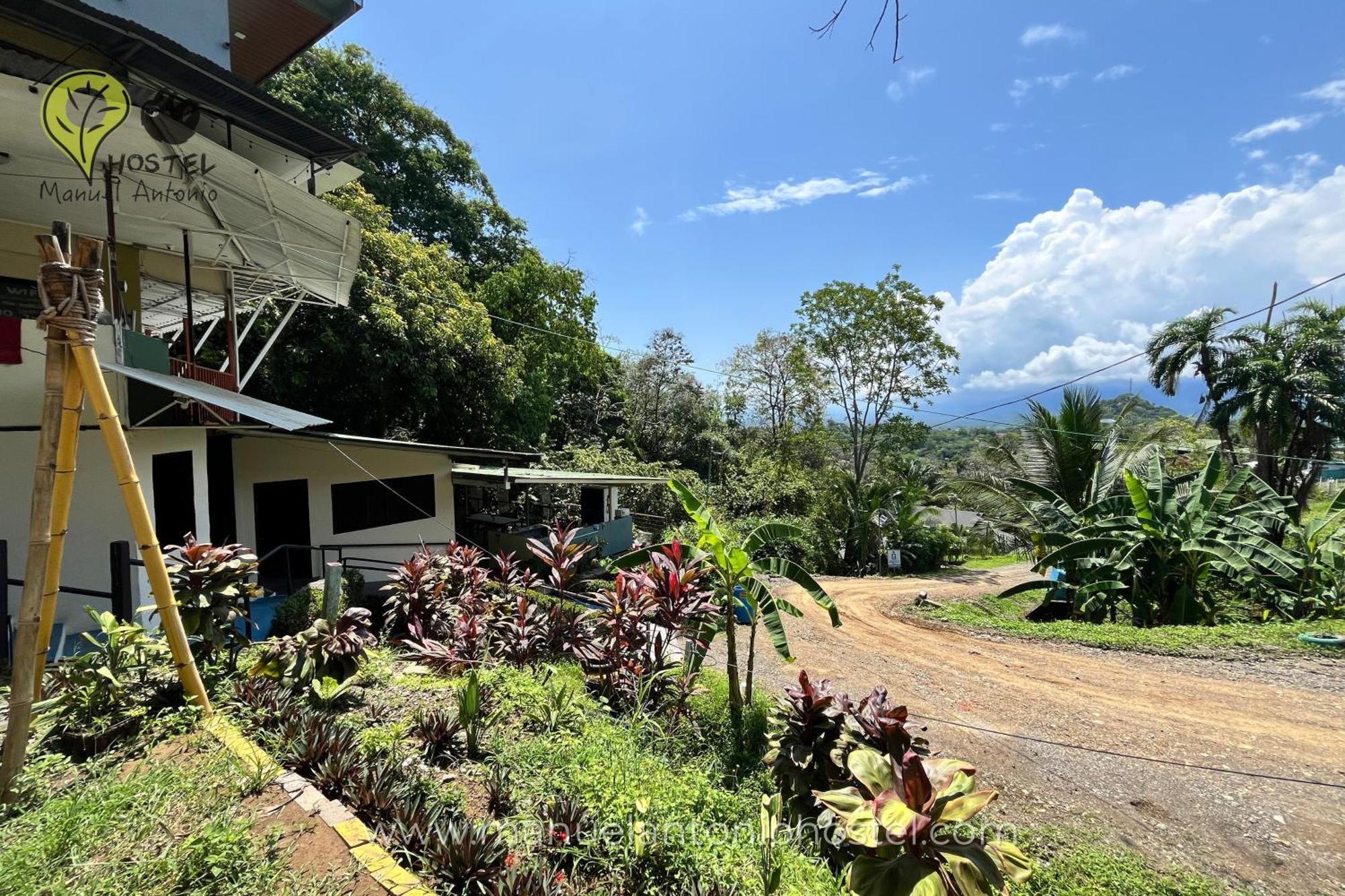 Manuel Antonio Hostel Exteriör bild